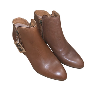 Frye Judith Double Zip 9.5 Wheat Leather Western Ankle Booties Block Heel